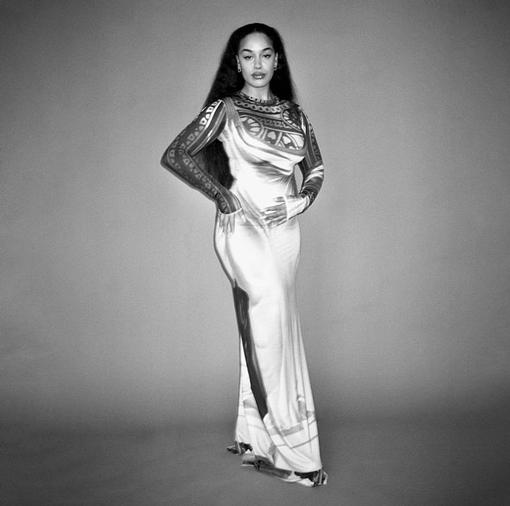 Jorja Smith – FALLING OR FLYING